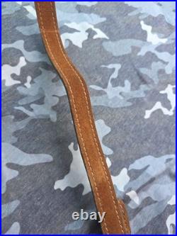 Aa&e White Stitched Suede 2 Diamond Suede Backed Leather Rifle Sling