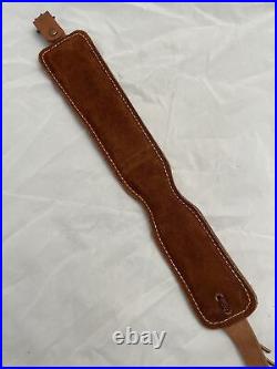 Vintage Hunter Leather Padded Rifle Sling Suede Lined Model 27-034 w UM Swivels