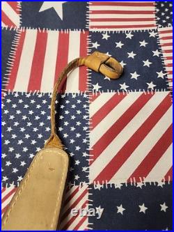 Vintage No Swivel Slip On Shotgun Rwt Sling Tooled Duck Scene White Stitched